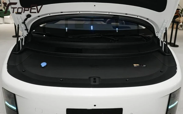 Lixiang i8 specs