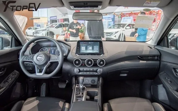 Nissan Sylphy interior